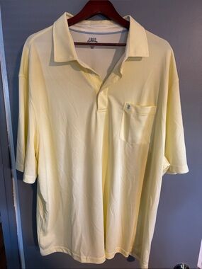 Izod Men's Light Yellow Short-Sleeve Polo with Pocket